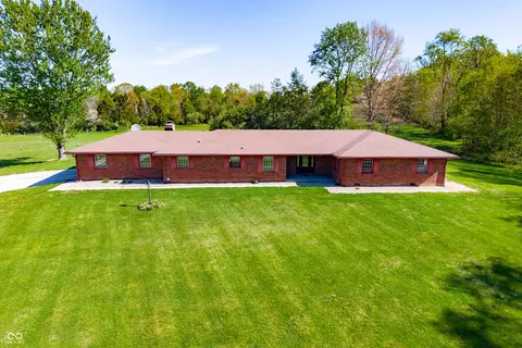 1546 W 750 S, Trafalgar, IN 46181