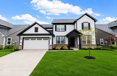 5252 Portman Dr, Noblesville, IN 46062