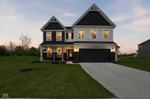 7450 Leatherwood Dr, Indianapolis, IN 46259