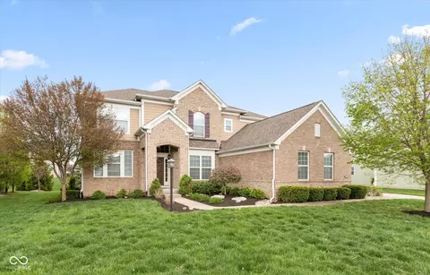 15920 Viking Lair Rd, Westfield, IN 46074