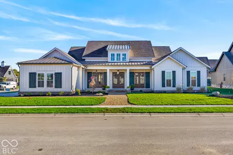 1221 Beechtree Ln, Franklin, IN 46131