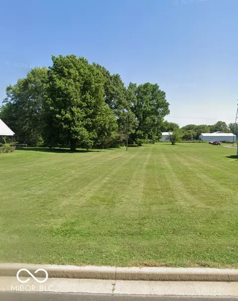 326 W Main St, Jamestown, IN 46147