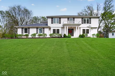 10831 Pleasantview Dr, Carmel, IN 46033