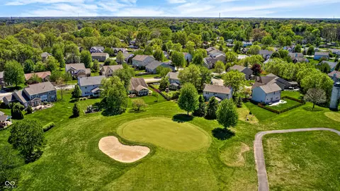 18715 Crestline Ct, Noblesville, IN 46060