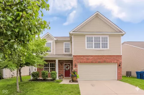 15278 Royal Grove Dr, Noblesville, IN 46060
