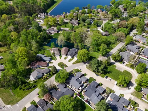 View/Area - 4121 Shields Dr, Columbus, IN 47201 photo 3 of 5