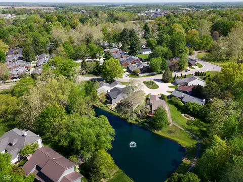 View/Area - 4121 Shields Dr, Columbus, IN 47201 photo 1 of 5