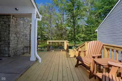 Exterior - 4121 Shields Dr, Columbus, IN 47201 photo 12 of 16