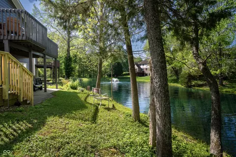 Exterior - 4121 Shields Dr, Columbus, IN 47201 photo 15 of 16