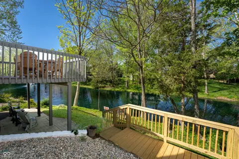 Exterior - 4121 Shields Dr, Columbus, IN 47201 photo 10 of 16