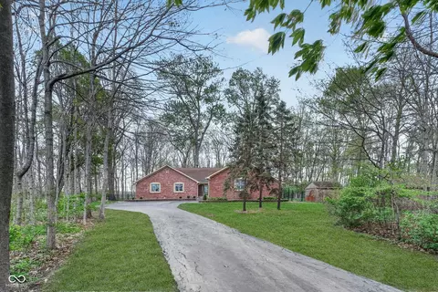 22111 N Mill Creek Rd, Cicero, IN 46034