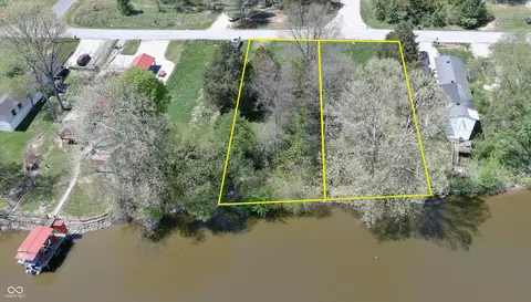 2727 Coventry Gardens Dr, North Vernon, IN 47265