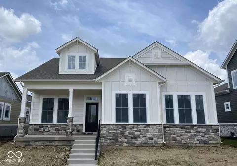 6076 Salisbury St, Zionsville, IN 46077