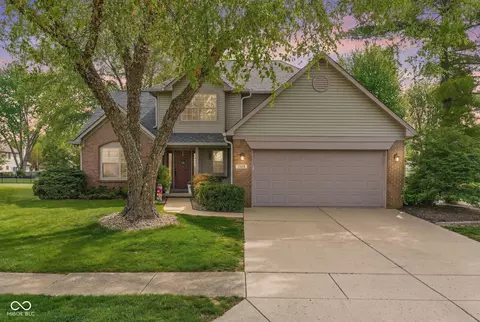 1389 Macintosh Dr, Avon, IN 46123