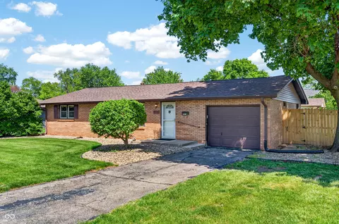 Exterior - 2240 Sims Dr, Columbus, IN 47203 photo 4 of 15