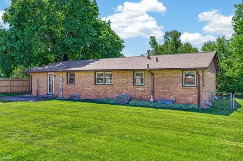 Exterior - 2240 Sims Dr, Columbus, IN 47203 photo 12 of 15