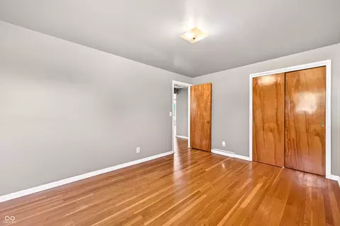 Bedroom - 2240 Sims Dr, Columbus, IN 47203 photo 6 of 10