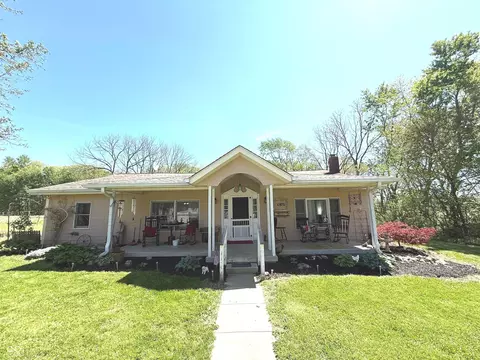 4975 Hathaway Dr, Coatesville, IN 46121