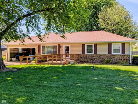 8248 S Belmont Ave, Indianapolis, IN 46217