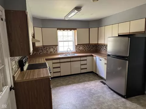 Kitchen - 603 E Clyde St, Frankton, IN 46044 photo 1 of 1