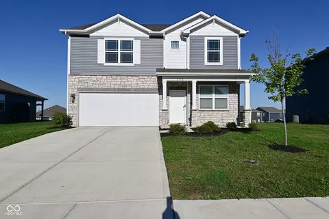 2976 W Tapestry Dr, Monrovia, IN 46157