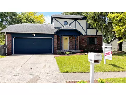5627 Hill Rise Dr, Indianapolis, IN 46237