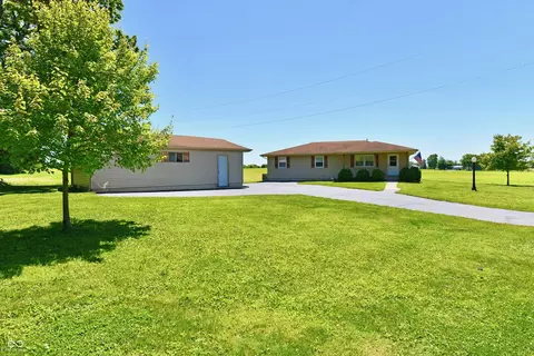801 N 400 W, Bargersville, IN 46106