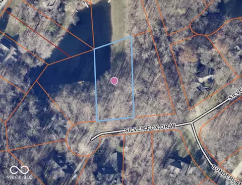 2032 Silver Fox Dr W, Martinsville, IN 46151