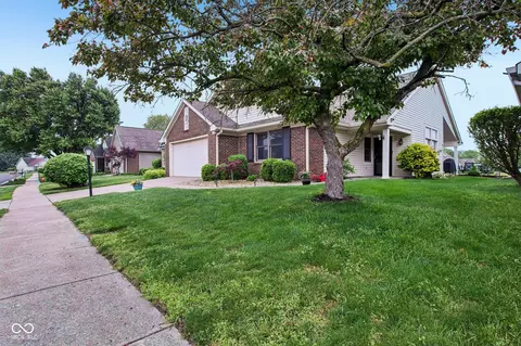 8812 Champions Dr, Indianapolis, IN 46256