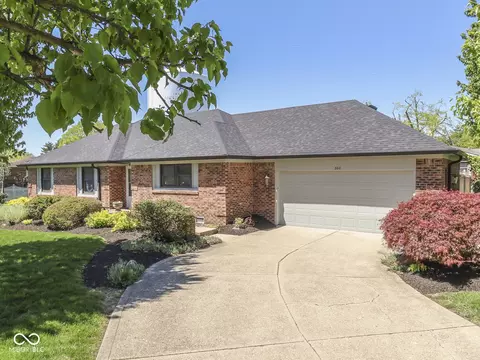 360 Pleasantview Blvd, Greenwood, IN 46142