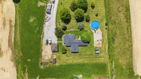 View/Area - 8021 E State Road 236, Roachdale, IN 46172 photo 13 of 14