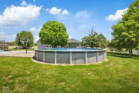 Exterior - 8021 E State Road 236, Roachdale, IN 46172 photo 11 of 21