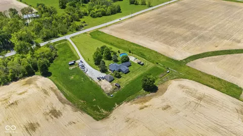 View/Area - 8021 E State Road 236, Roachdale, IN 46172 photo 11 of 14
