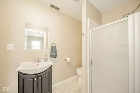 Bath - 902 Progress St, Middletown, IN 47356 photo 2 of 2