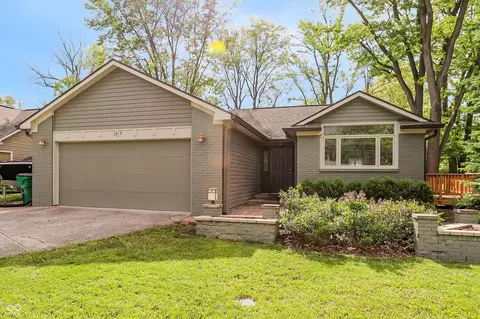 329 N East St, Westfield, IN 46074