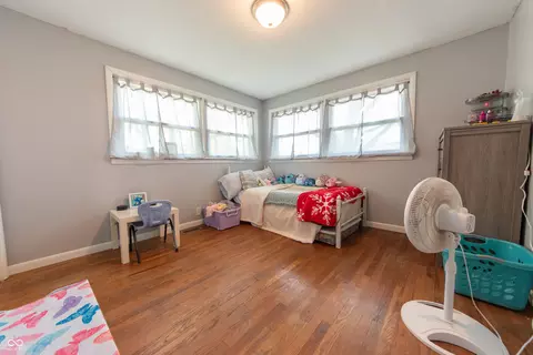 Bedroom - 7930 E 25th St, Columbus, IN 47203 photo 3 of 5