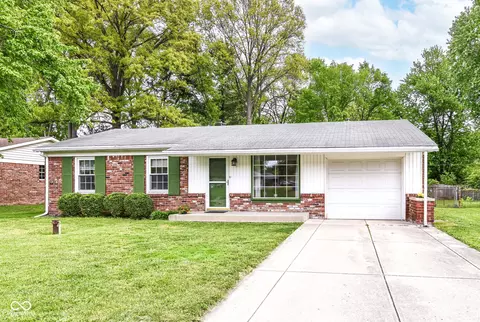 10911 College Place Dr, Indianapolis, IN 46280