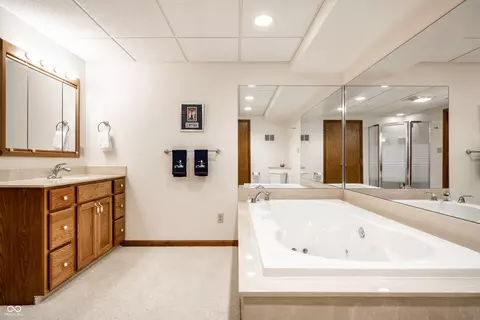 Bath - 6366 E 116th St, Fishers, IN 46038 photo 5 of 5