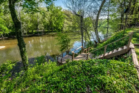 View/Area - 6366 E 116th St, Fishers, IN 46038 photo 5 of 9