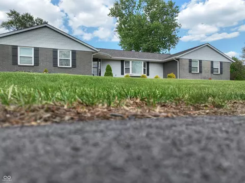 25 Imperial Pl, Lafayette, IN 47905