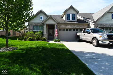 1493 Hideaway Cir, Brownsburg, IN 46112