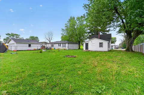 Exterior - 1026 E Third St, Greenfield, IN 46140 photo 4 of 4