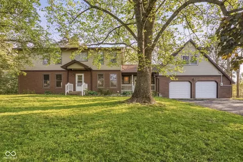 8 Mill Spgs, Coatesville, IN 46121