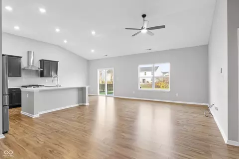 Living - 9858 Bryce Blvd, Pendleton, IN 46064 photo 2 of 2