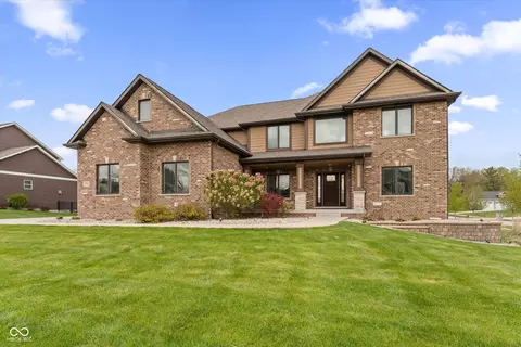 13560 Limerick Dr, Saint John, IN 46373