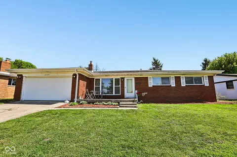 2129 Radcliffe Ave, Indianapolis, IN 46227