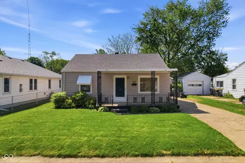 321 E 34th St, Anderson, IN 46013
