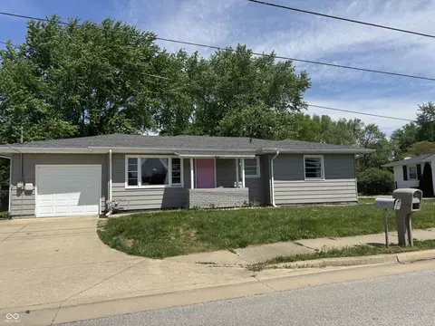 1042 E Mckay Rd, Shelbyville, IN 46176