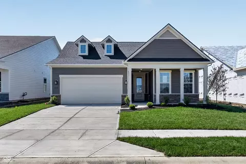 13325 Stowe Cir, Noblesville, IN 46060