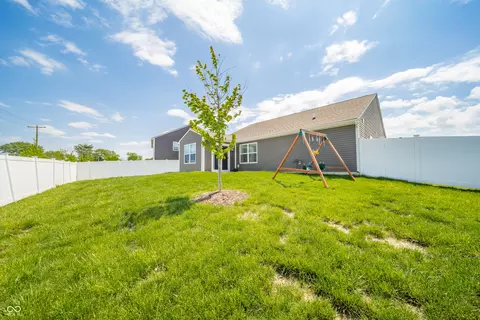 Exterior - 6578 Blackthorne Dr, Pendleton, IN 46064 photo 4 of 5